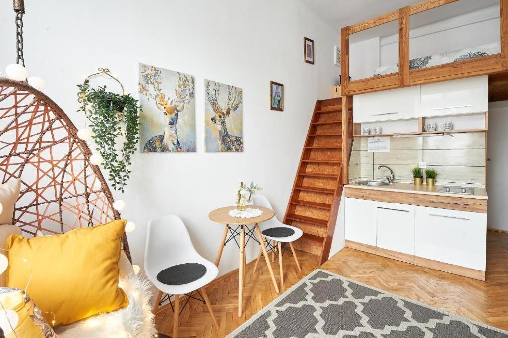 Miodowa Apartment كراكوفيا المظهر الخارجي الصورة